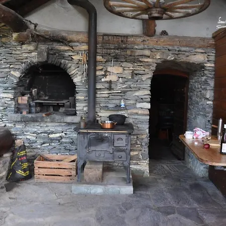 Chalet Natacha בקתה אנזיר