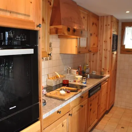 Chalet Natacha בקתה אנזיר